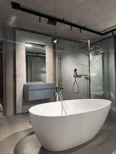 Slika od FOGLIO SAMOSTOJEĆA KADA OD VEŠTAČKOG KAMENA (170X80XH55)