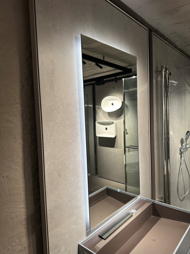 Slika od OGLEDALO BEZ OKVIRA 650*1200*35