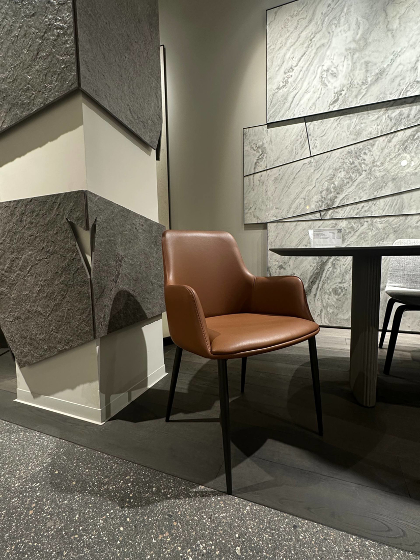 Slika od BLISS STOLICA SA RUKON. 57*51*84 cm