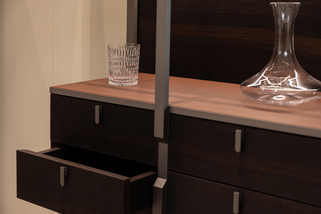 Slika od ANTE VITRINA SMOAKED OAK W807 *D410 *H1603